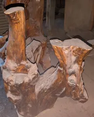 木製の鳥を模したように作られた  オブジェ です　かなり重いです。送料別　引き取り歓迎