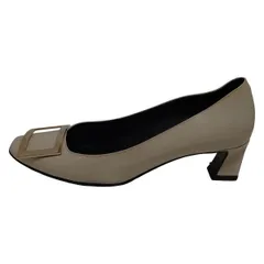 2025年最新】ロジェヴィヴィエ ROGER VIVIERの人気アイテム - メルカリ