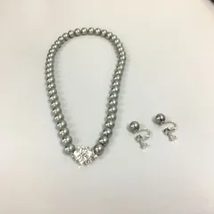 ●シルバーパール風 ネックレス イヤリングのセット