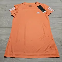 アディダスティシャツ 160 新品