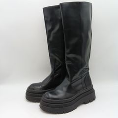 Item thumbnail for item 82b67a3b-9b58-4d03-9125-afa35952b4ca