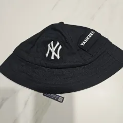 NEW YORK ヤンキース ブラック バケットハット 53-55 新品