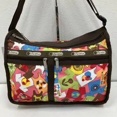 7097　LeSportsac　レスポートサック　デラックスエブリデイ　ショルダーバッグ　肩がけ　斜めがけ　クロスボディ　総柄　服柄　トップス柄　Tシャツ柄　茶　ブラウン