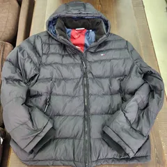 A052 TOMMY HILFIGER ダウンジャケットBK
