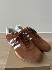 2025年最新】アディレーサーの人気アイテム - メルカリ