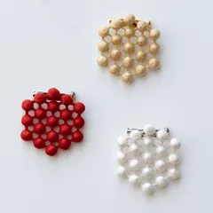 [送料無料] ハニカム ブローチ：トリプルオゥ 正規取扱店【軽くてやさしい糸のアクセサリー】