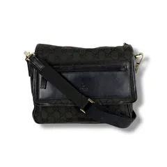 GUCCI グッチ　クロスボディバッグ　ショルダーバッグ　GGキャンバス　ブラック　黒　ヴィンテージ