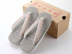 Item thumbnail for item 071cbe89-028c-4d67-89d8-a59e3cd5ad1c