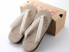 Item thumbnail for item 5bac16d7-3eb9-4481-a116-a4697303abee