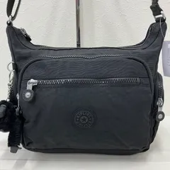 7037　KIPLING キプリング　ショルダーバッグ　ブラック　黒　チャーム付き　モンキー　ゴリラ　ポケット多数　多機能　機能的　レディース　軽量　カジュアル　フロントポケット