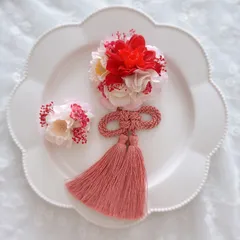 【24時間以内発送】七五三　髪飾り　レッド　紅白　キッズヘアクリップ  タッセル　お揃い