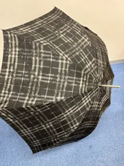 【C7-z】BURBERRY 傘  ノバチェック 花柄 黒 ブラック バーバリー アンブレラ
