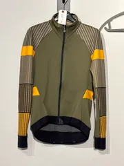 定価¥37500 新品 Dotout Le Maillot Jacket グリーン M 冬用ジャケット 推奨気温1〜12℃ 目安身長165〜175cm