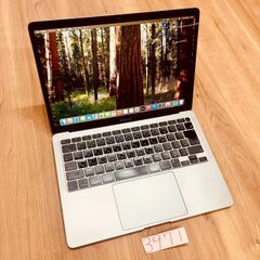 3970】 MacBook pro 13インチ 2020 アップル Apple corei7 32GB 1TB