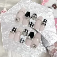 ネイルチップ ┋ 現品 ┋ 既製品 ┋ ネイルチップオーダー ┋ 千鳥柄 ┋ リボンネイル ┋ 千鳥柄ネイル ┋ オタクネイル ┋ 推しネイル ┋ クリスマス ┋ 冬ネイル ┋ 大人かわいい ┋ ちゅるんネイル ┋ フレンチネイル ┋ Mignonnail ┋