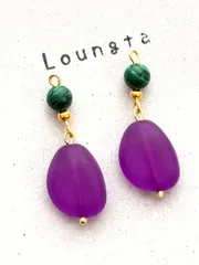 3535グリーンマラカイト天然石ピアス パープル 樹脂ピアス