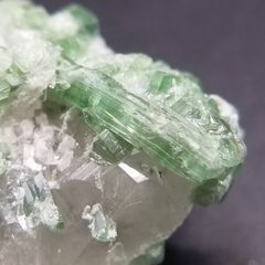 インディゴライト』 トルマリン 電気石 原石 鉱物標本 天然石 222
