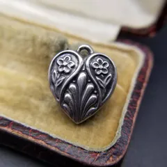 WWII期 ヴィンテージ スウィートハートジュエリー 2輪のお花 チャーム 925 シルバー 銀 レトロ ペンダント フローラル Y25-H