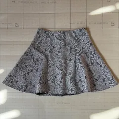 ト2511-⑤-5427 アバクロンビー&フィッチ　レースフレアスカート　XS
