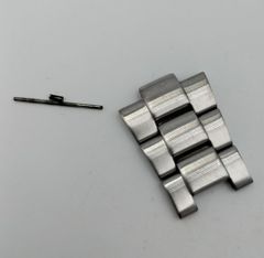 ・中古品 腕時計 部品 シチズン プロマスター H112-T016651 ベルトの２コマ目から４コマ目 ２段目〜４段目　接続用のピン付き