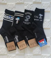 SNOOPYブラック靴下4足セット