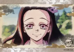 【中古】食器 竈門禰豆子(口枷なし) 紙製ランチョンマット 「鬼滅の刃 刀鍛冶の里編 キャラクター絵巻カフェ 第一期 竈門兄弟と恋柱」 竈門禰豆子フードメニュー注文特典