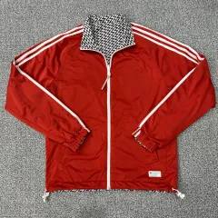 アディダス リバーシブル ウィンドブレーカー