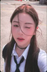 LE SSERAFIM COMPACT YUNJIN Antifragile 3/4