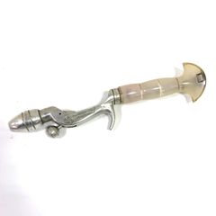 Item thumbnail for item 8b78809b-33d8-4fab-b492-cc1d16694e33