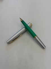 Item thumbnail for item 21abb18e-58f2-46ae-bcc4-541ae0c54602