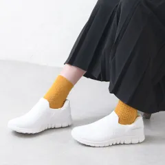 [ホワイト]手を使わずに履ける靴 レディース 立ったまま履ける靴 介護靴 介護シューズ スリッポン スニーカー 室内シューズ 柔らかい 歩きやすい 立ち仕事 疲れない 履きやすい 軽い 室内 外履き 通勤 白 敬老の日 プレゼント k157-951502