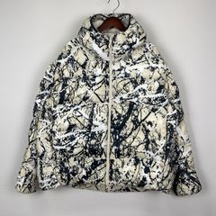 激レア商品‼️TOMMY HILFIGER 幾何学模様 ダウンジャケット - メルカリ