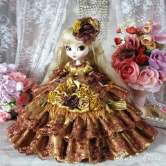 ロリータロマンス 薔薇の花園を舞うローズピンクの妖精 可憐で儚い夢の