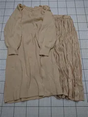 ◇ ⊇ ナイスクラップ NICE CLAUP ニットワンピース＆プリーツスカートセット ベージュ系 レディース E  【1511100005042】