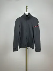 2025年最新】MONCLER メンズ カーディガンの人気アイテム - メルカリ