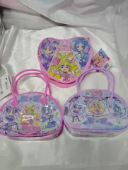 キミとアイドルプリキュア♪ おでかけセット(ポーチ、ヘアブラシ、ミラー)2種(ピンク、パープル) ハート型ショルダーバッグ