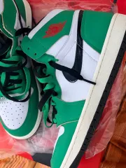 ジョーダン1 W レトロ ハイ OG ラッキーグリーン (280)