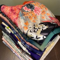 まとめ売り】正絹大島紬7枚 リメイク素材 ハンドメイド向け - メルカリ