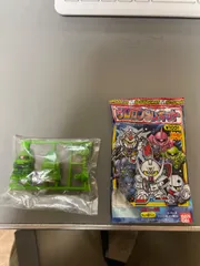 バンダイ SDガンダムキット　量産型ザクⅡ　食玩