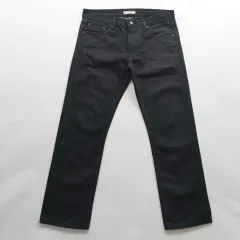 UNIQLO ユニクロ デニム ズボン サイズ32 ストレート ブラックデニム カジュアル メンズ デニムパンツ A8556