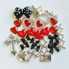 No.379　赤　黒　シルバー　地雷系　ネイルパーツ　まとめ売り