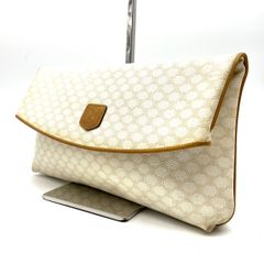 Item thumbnail for item 399f3889-d0ac-4eff-8a03-69df7ac59612