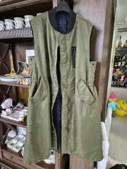 LUCKY CHOUETTE ラッキーシュエトゥ ダウンベスト 出品