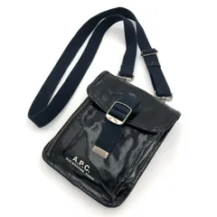 A.P.C. アーペーセー ショルダーバッグ 黒 パテント エナメル サコッシュ