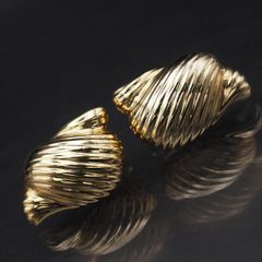 Item thumbnail for item 0a25cb0f-6b55-45ee-8701-0d7adb9c0f7f