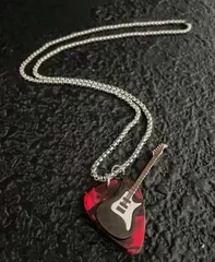 【ネックレス】【ネックレス】ギターピックレッド シルバー　ペンダント　男女兼用