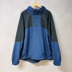 A12/5 NIKE（ナイキ） 裾シャーリング CLIMA-FIT アノラック メンズ