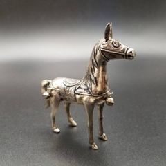 金属製 馬の像 ダークブラウン - メルカリ