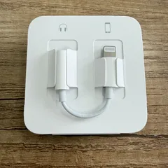 【未使用】Apple純正 Lightning イヤホンジャック 3.5 mm 変換アダプタ