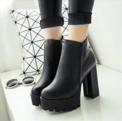 新品 秋冬新作 厚底ハイヒール レディースブーツ 11cm厚底 軽量仕様 足型フィット 歩行安定 ハイカットデザイン 合成皮革 スタイリッシュxz0523